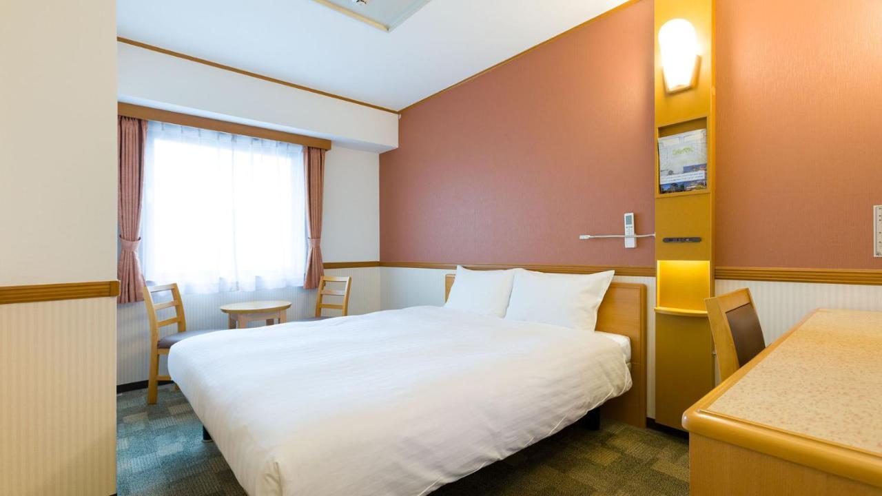 Toyoko Inn Musashi-Nakahara Ekimae Kawasaki  Bagian luar foto